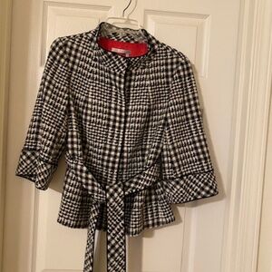 Classiques Entier B & W Houndstooth, Lined, Short Jacket - sz Med. Like New!